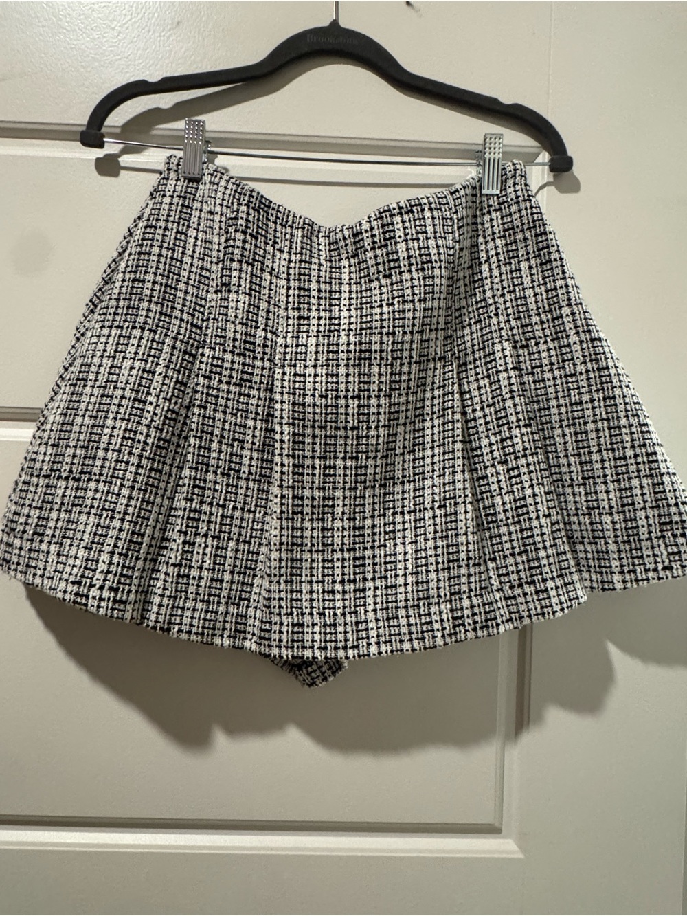 Zara Black & White Tweed Pleated Skort